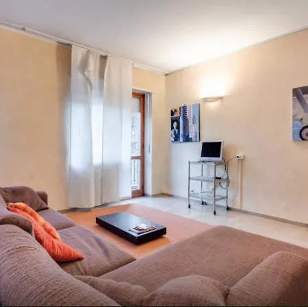 Montecucco דירה *